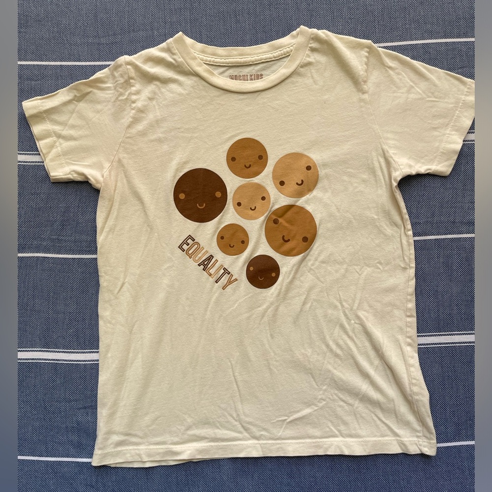Mochi Kids Organic “Equality” Soft Cotton Graphic Tee Shirt.